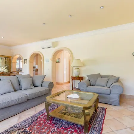Coral Villa *